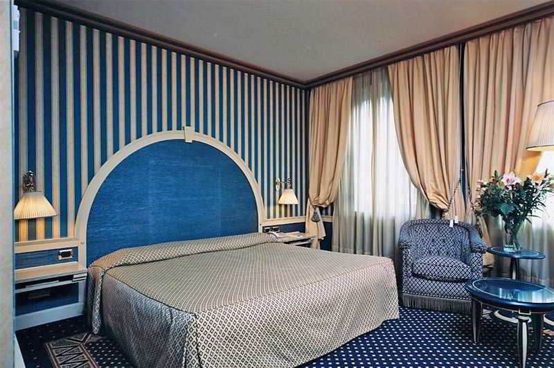 Hotel Auriga Milano Cameră foto